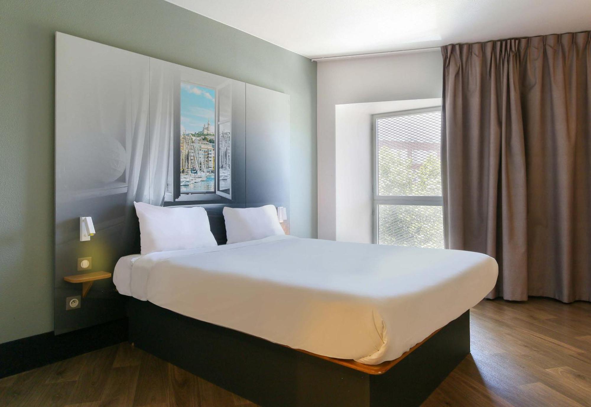B&B Hotel Marseille Euromed Eksteriør bilde
