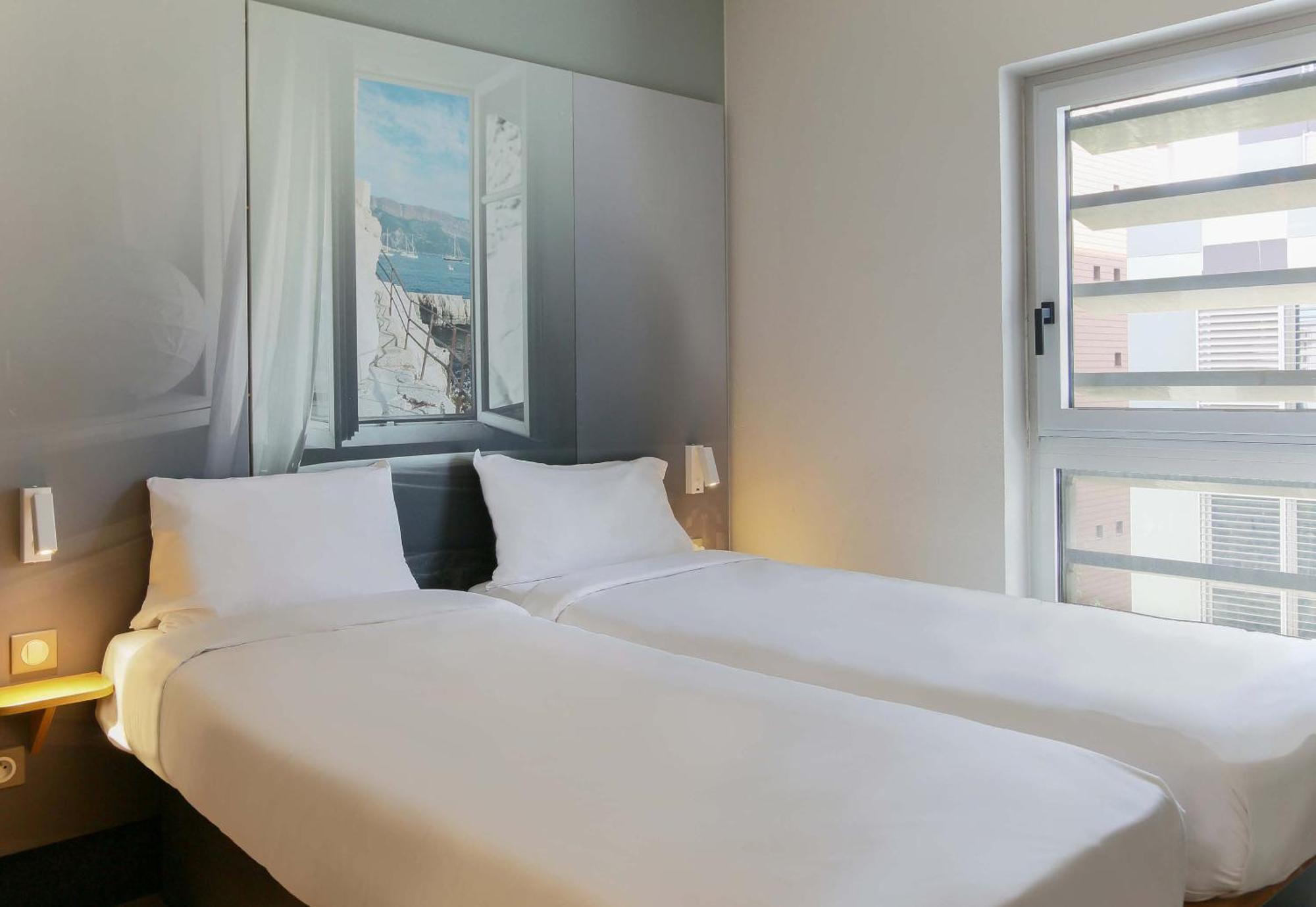 B&B Hotel Marseille Euromed Eksteriør bilde