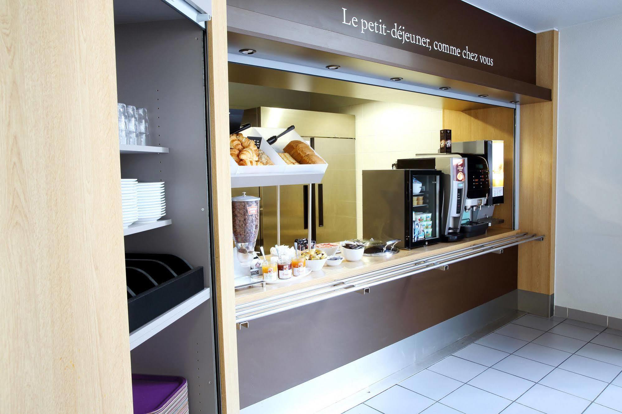 B&B Hotel Marseille Euromed Eksteriør bilde
